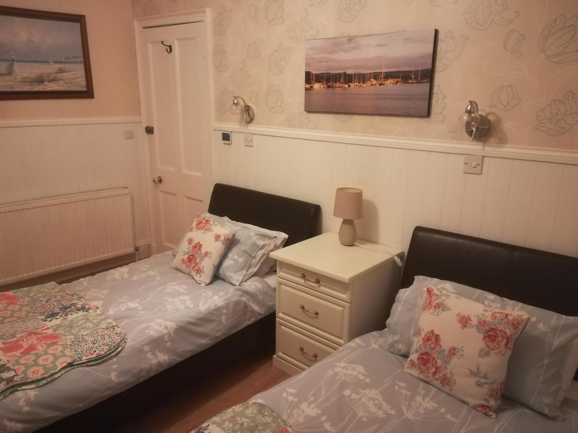 Atherstone Guest House Инвернес Екстериор снимка